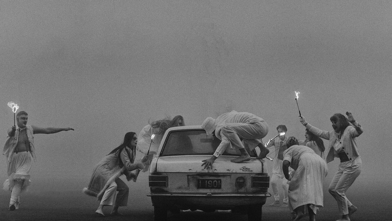 Matka siedzi z tyłu (2022) Napisy PL