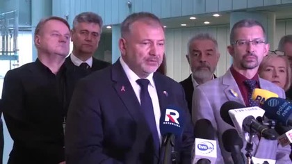 Bezprecedensowe zachowanie ministra! Żurek wchodzi siłą do SN! mp4 686x432