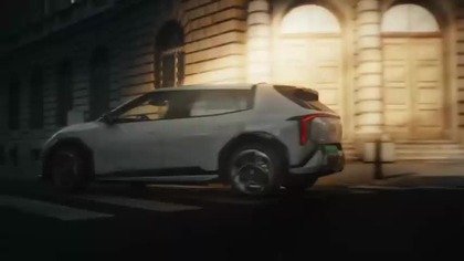 Kia - Elektryczna Kia EV4