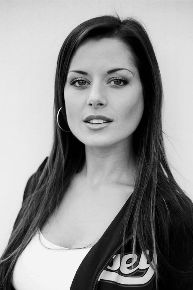 Madeleine West
