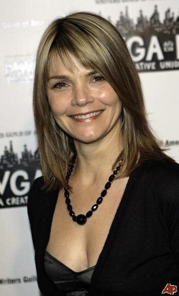 Kathryn Erbe