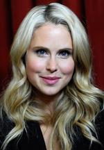 Anna Hutchison Aktor Anna Hutchison