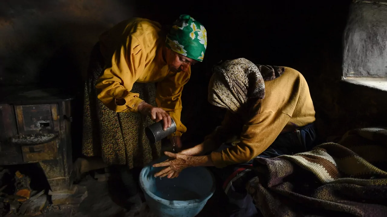 Kraina miodu (2019) - film dokumentalny