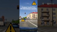 Przejazd na czerwonym świetle Toyoty Prius #shorts #rikordwidjo