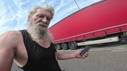 KIEROWCA WPADL W FURIE I ZNISZCZYL IPHONE PRO!!