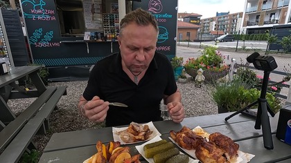 Kołobrzeg i kurczaki z rożna - mówił że świeżo pieczony a był odgrzewany / Oddaszfartucha