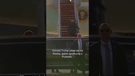DONALD TRUMP UDAJE SIĘ NA ALASKĘ.  SPOTKA SIĘ Z PUTINEM