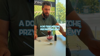 Zrób czereśniową matcha latte!  Orzeźwienie prosto z sezonu