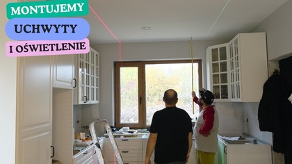 Montujemy uchwyty do szafek z IKEA.  Oświetlenie w kuchni