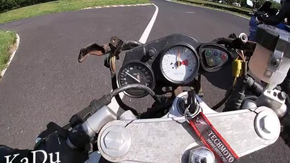 Najważniejsze, że kolanem dotknęła  #bikelife #trackday #śmieszne #kneedown