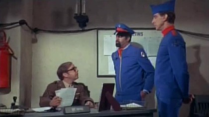 Which Way to the Front? 1970 Przepraszam, kt&oacute;rędy na front?