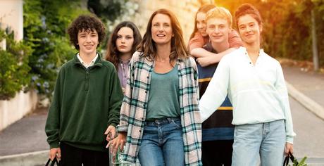 Toni i rodzina (2023)